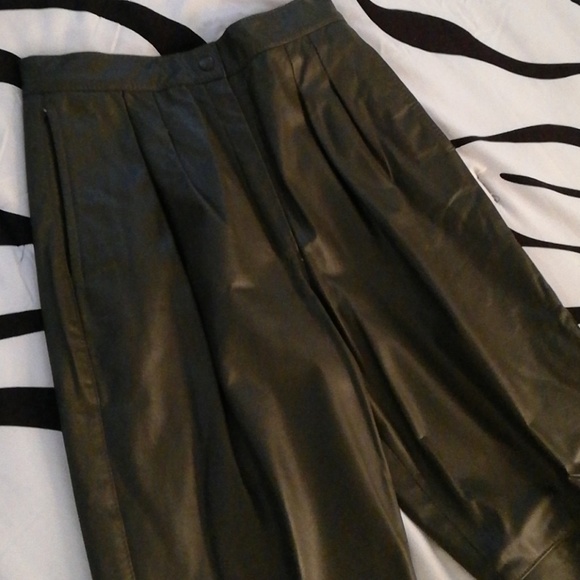Leather pants - Picture 2 of 4
